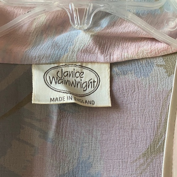 Janice Wainwright top - Picture 2 of 5